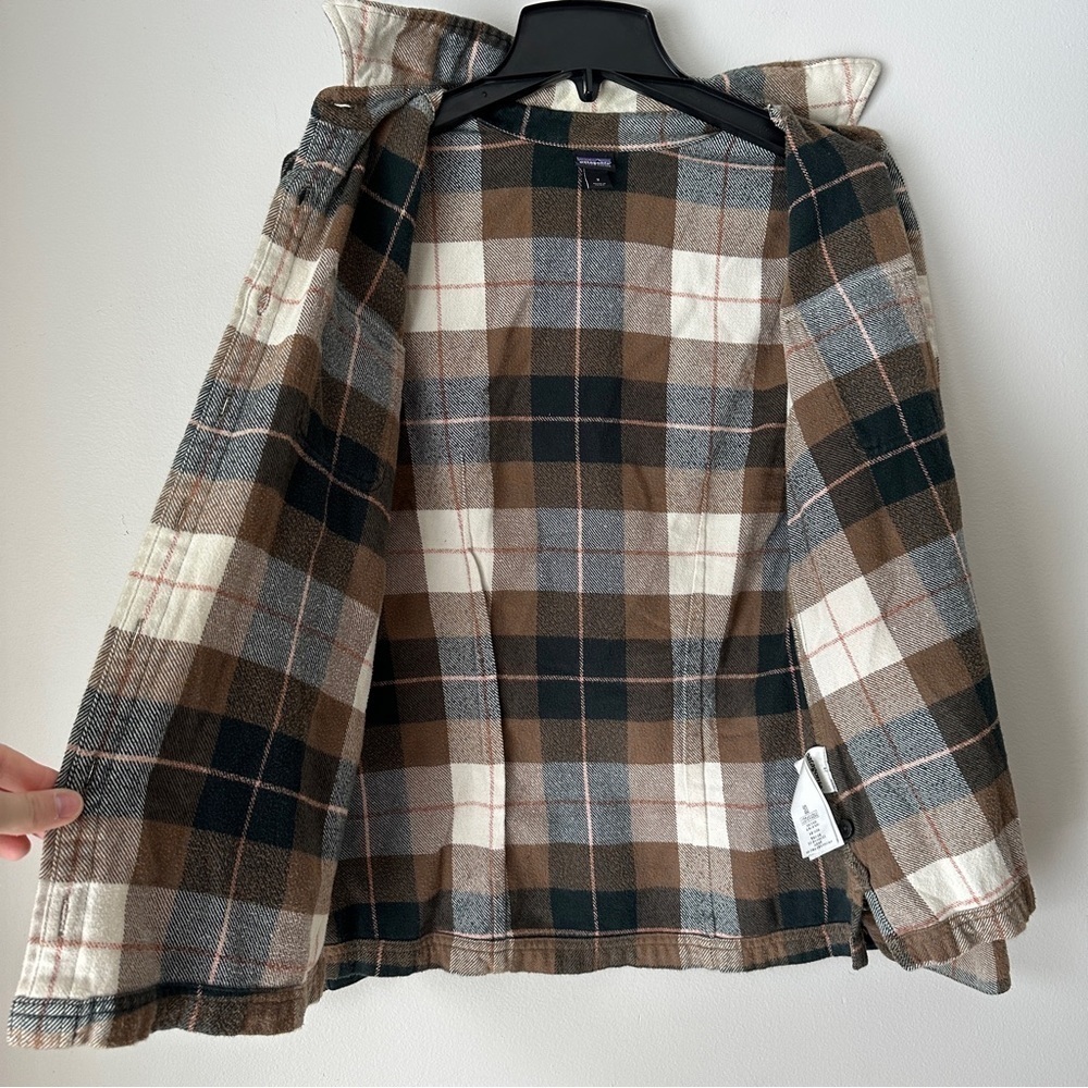 Patagonia Fjord Brown Button Down flannel long sleeve organic cotton shirt sz 2 - Picture 3 of 11